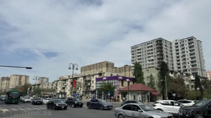 Kirayə verilir 3 otaqlı Mənzil Yeni tikili 72 m² İnşaatçılar m. - şəkil 3