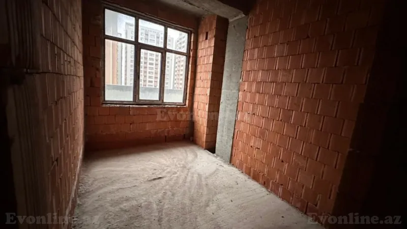 Satılır 2 otaqlı Mənzil Yeni tikili 77 m² Binəqədi r. - şəkil 3