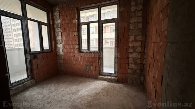 Satılır 2 otaqlı Mənzil Yeni tikili 77 m² Binəqədi r. - şəkil 5
