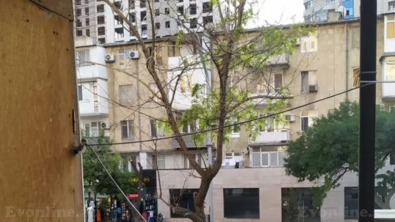 Satılır 1 otaqlı Mənzil Köhnə tikili 45 m² Nəsimi r. - şəkil 6