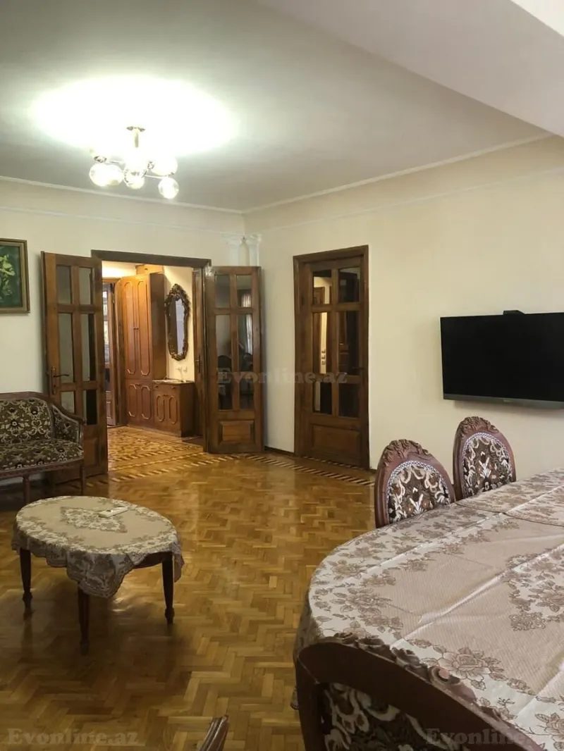 Kirayə verilir 3 otaqlı Mənzil Yeni tikili 90 m² 28 May m. - şəkil 12