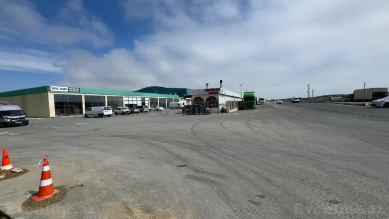 Satılır Obyekt 580 m² Lökbatan - şəkil 2