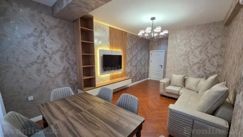 2 otaqlı Mənzil 75 m² 4-cü mikrorayon Kirayə verilir