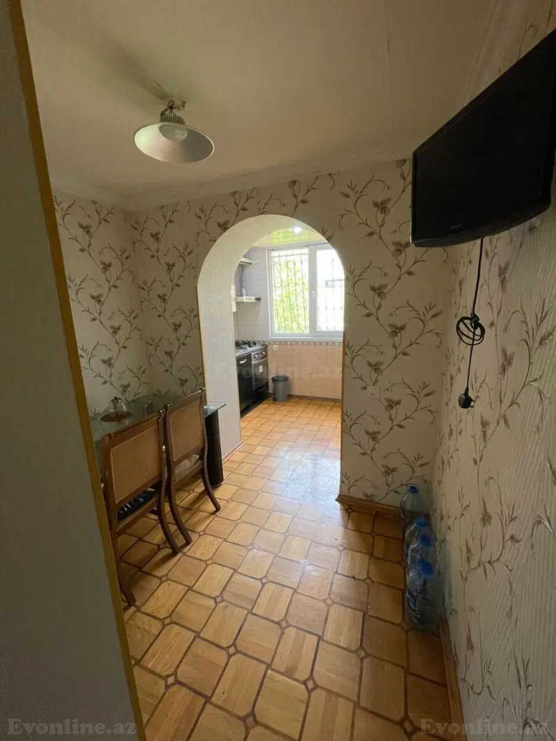 Kirayə verilir 3 otaqlı Mənzil Köhnə tikili 72 m² Elmlər Akademiyası m. - şəkil 3