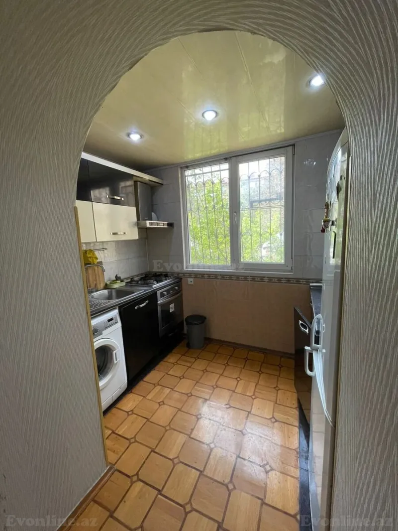 Kirayə verilir 3 otaqlı Mənzil Köhnə tikili 72 m² Elmlər Akademiyası m. - şəkil 6