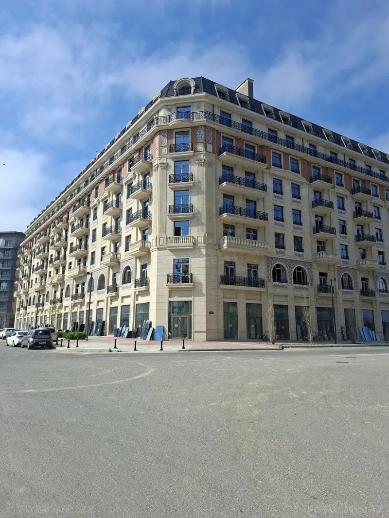 2 otaqlı Mənzil 87 m² Xətai r. Satılır