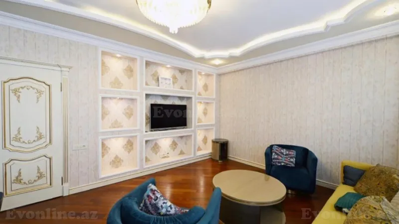 3 otaqlı Mənzil 136 m² Gənclik m. Kirayə verilir
