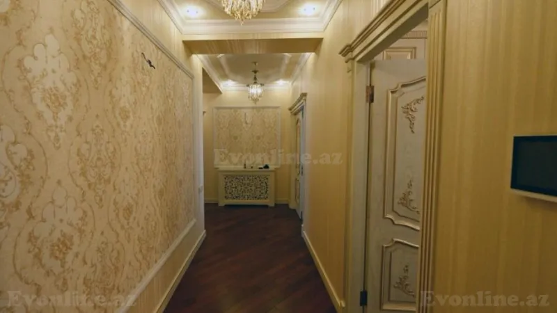 Kirayə verilir 3 otaqlı Mənzil Yeni tikili 136 m² Gənclik m. - şəkil 3