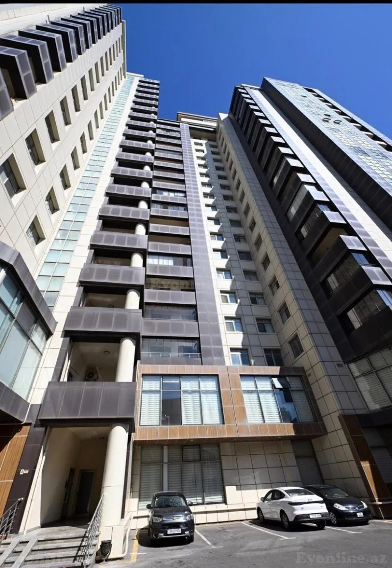 Kirayə verilir 3 otaqlı Mənzil Yeni tikili 136 m² Gənclik m. - şəkil 9