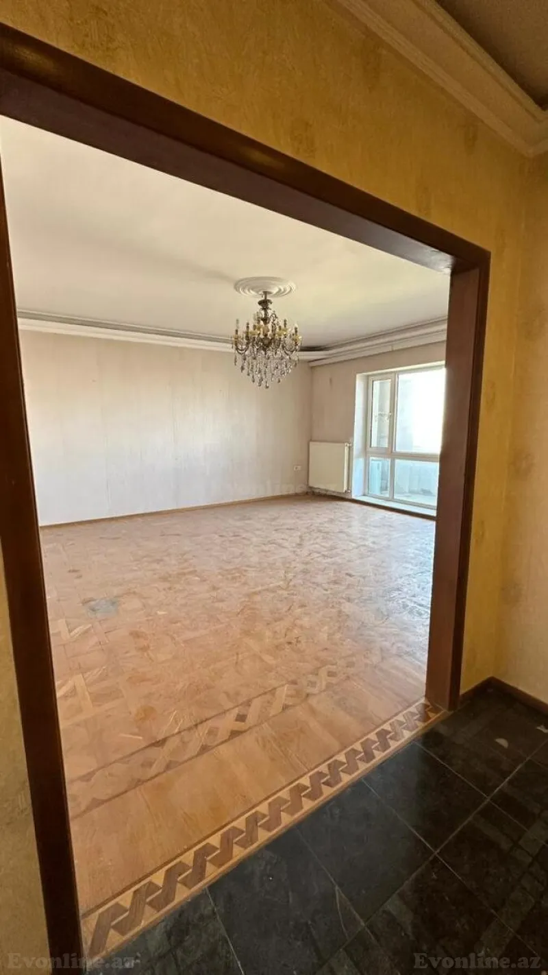 Satılır 3 otaqlı Mənzil Yeni tikili 140 m² Elmlər Akademiyası m. - şəkil 5