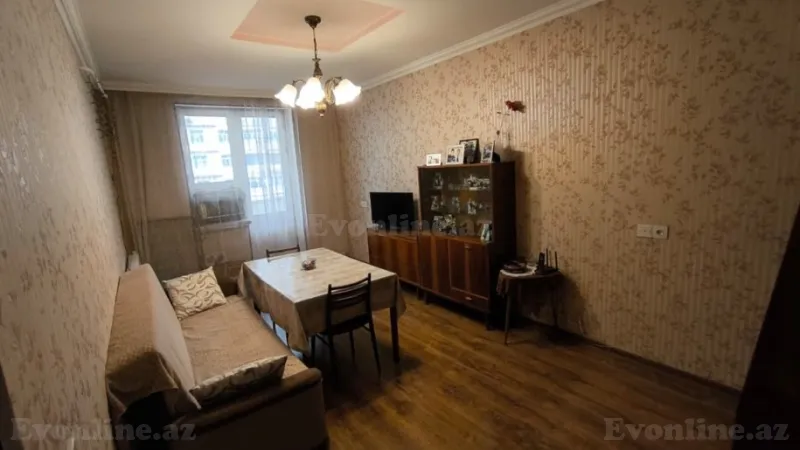 Satılır 2 otaqlı Mənzil Köhnə tikili 65 m² Həzi Aslanov m.