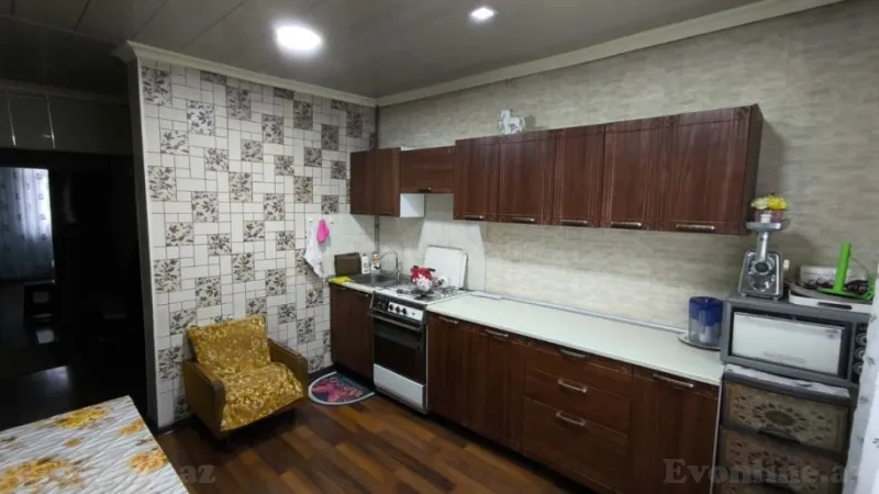 Satılır 2 otaqlı Mənzil Köhnə tikili 65 m² Həzi Aslanov m. - şəkil 6