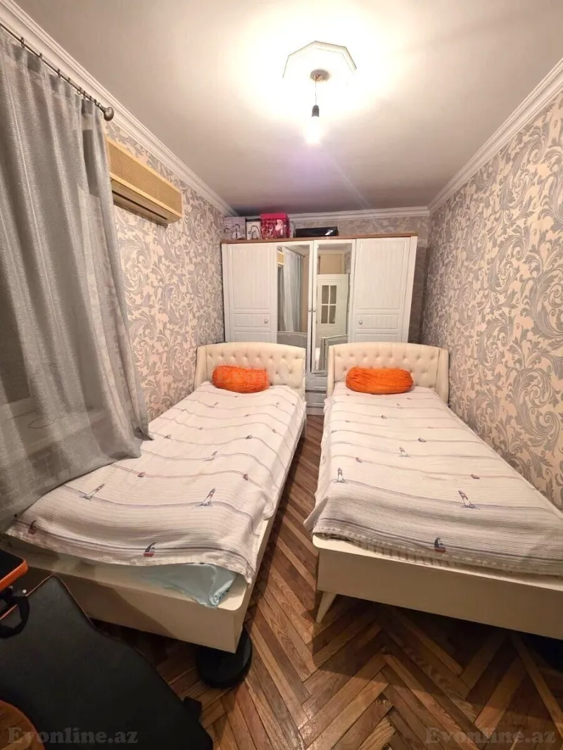 Satılır 2 otaqlı Mənzil Köhnə tikili 55 m² Gənclik m. - şəkil 5