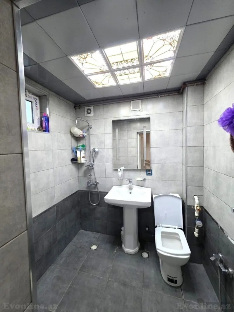 Satılır 2 otaqlı Mənzil Köhnə tikili 55 m² Gənclik m. - şəkil 10