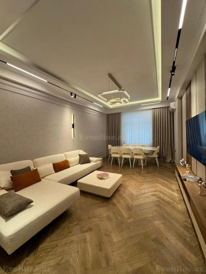 3 otaqlı Mənzil 120 m² Elmlər Akademiyası m. Satılır
