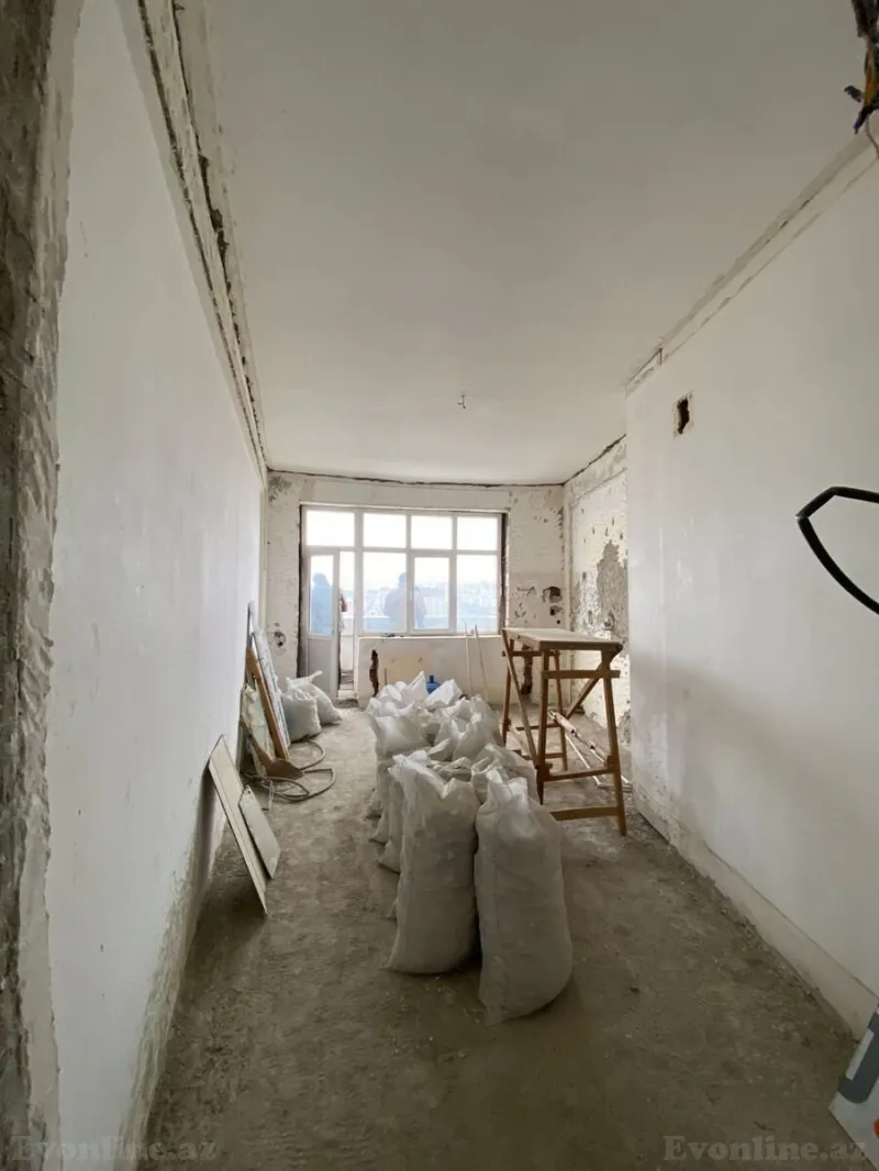 Satılır 3 otaqlı Mənzil Yeni tikili 135 m² Elmlər Akademiyası m. - şəkil 6