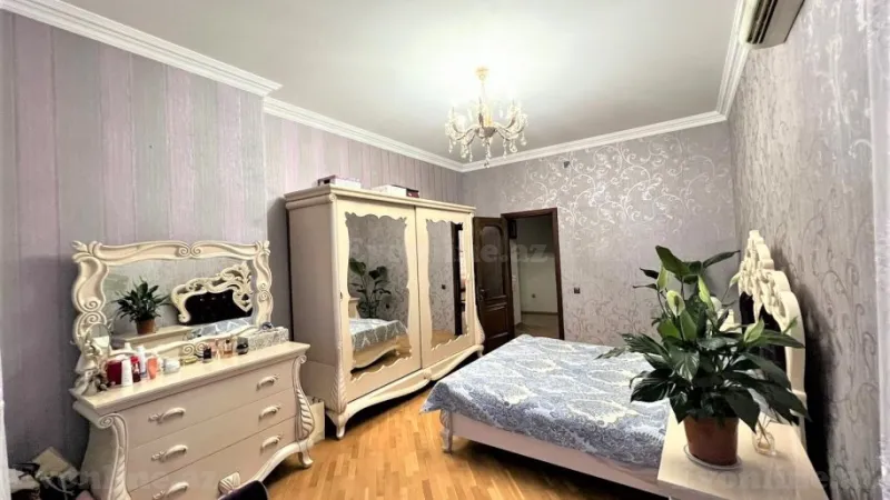 Kirayə verilir 4 otaqlı Mənzil Yeni tikili 200 m² Nəriman Nərimanov m. - şəkil 3