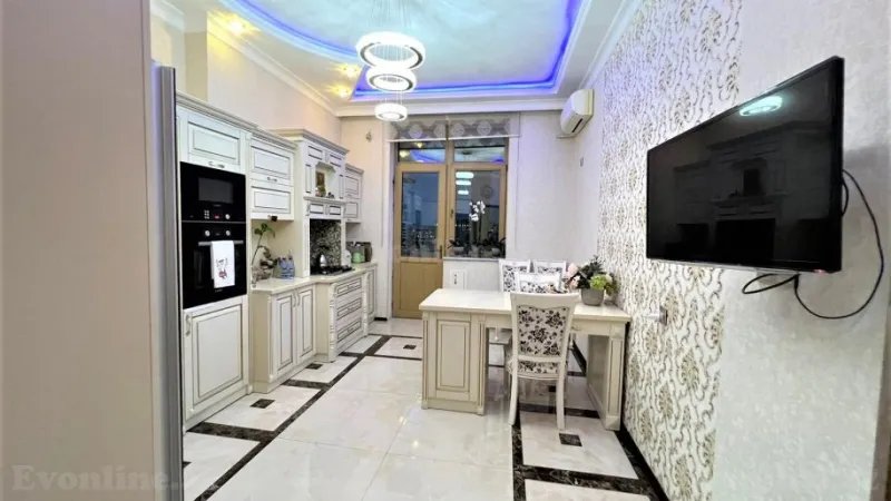 Kirayə verilir 4 otaqlı Mənzil Yeni tikili 200 m² Nəriman Nərimanov m. - şəkil 10