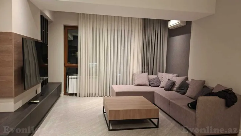 3 otaqlı Mənzil 125 m² Xətai m. Kirayə verilir