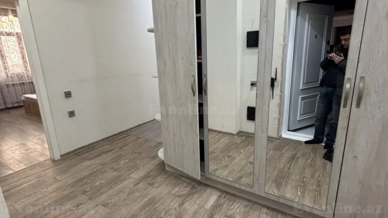 3 otaqlı Mənzil 125 m² 5-ci mikrorayon Kirayə verilir