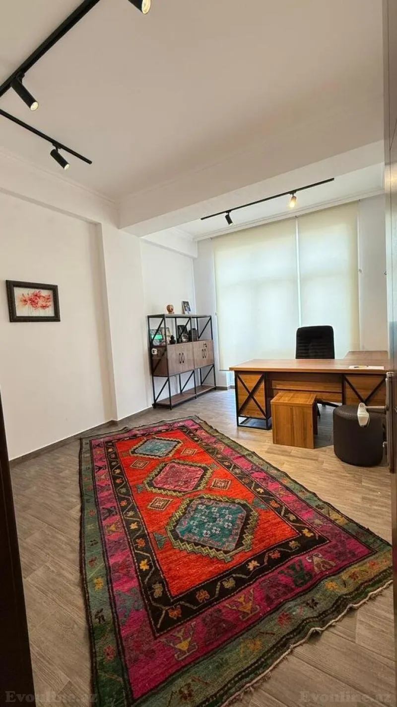 Kirayə verilir Ofis 130 m² Səbail r. - şəkil 6