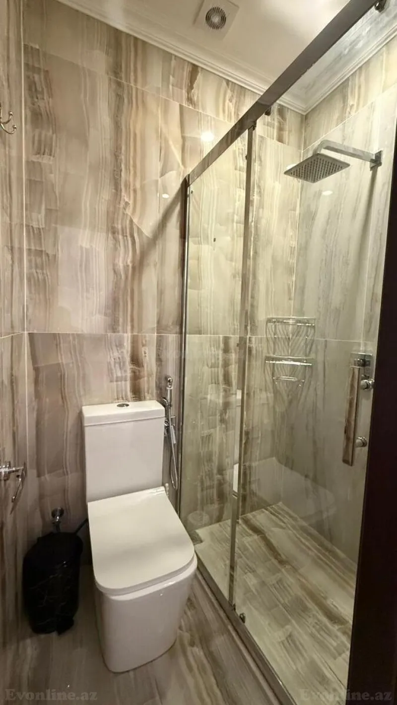 Kirayə verilir Ofis 130 m² Səbail r. - şəkil 9