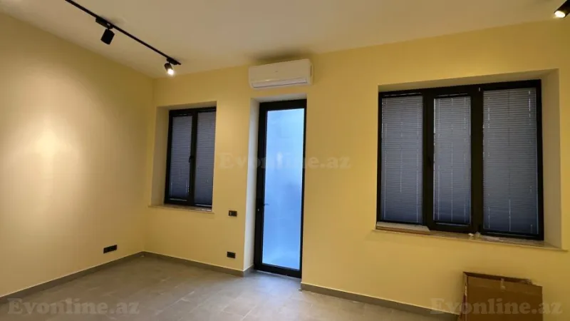 4 otaqlı Ofis 100 m² Xətai m. Kirayə verilir