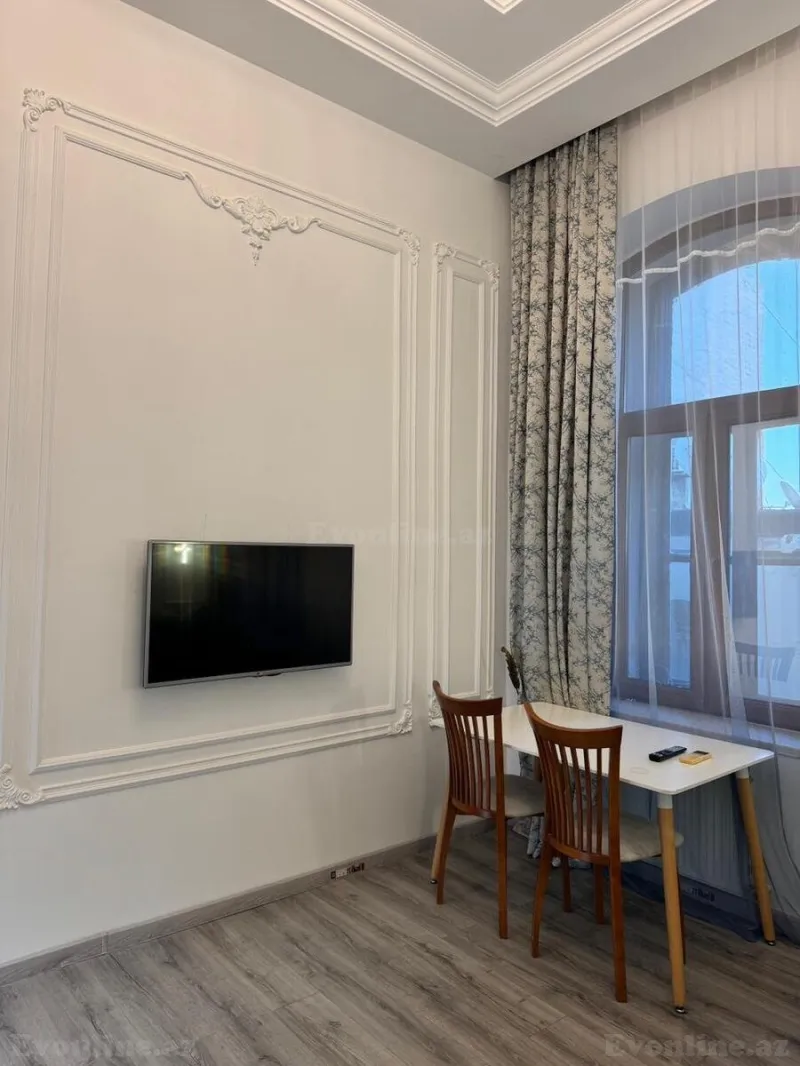 Kirayə verilir 1 otaqlı Mənzil Köhnə tikili 30 m² İçərişəhər m. - şəkil 6