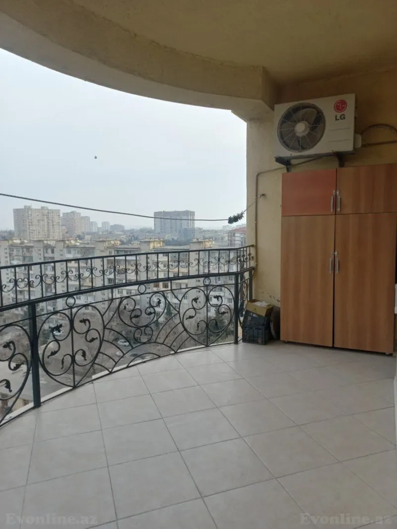 Satılır 2 otaqlı Mənzil Yeni tikili 70 m² 8-ci mikrorayon - şəkil 10