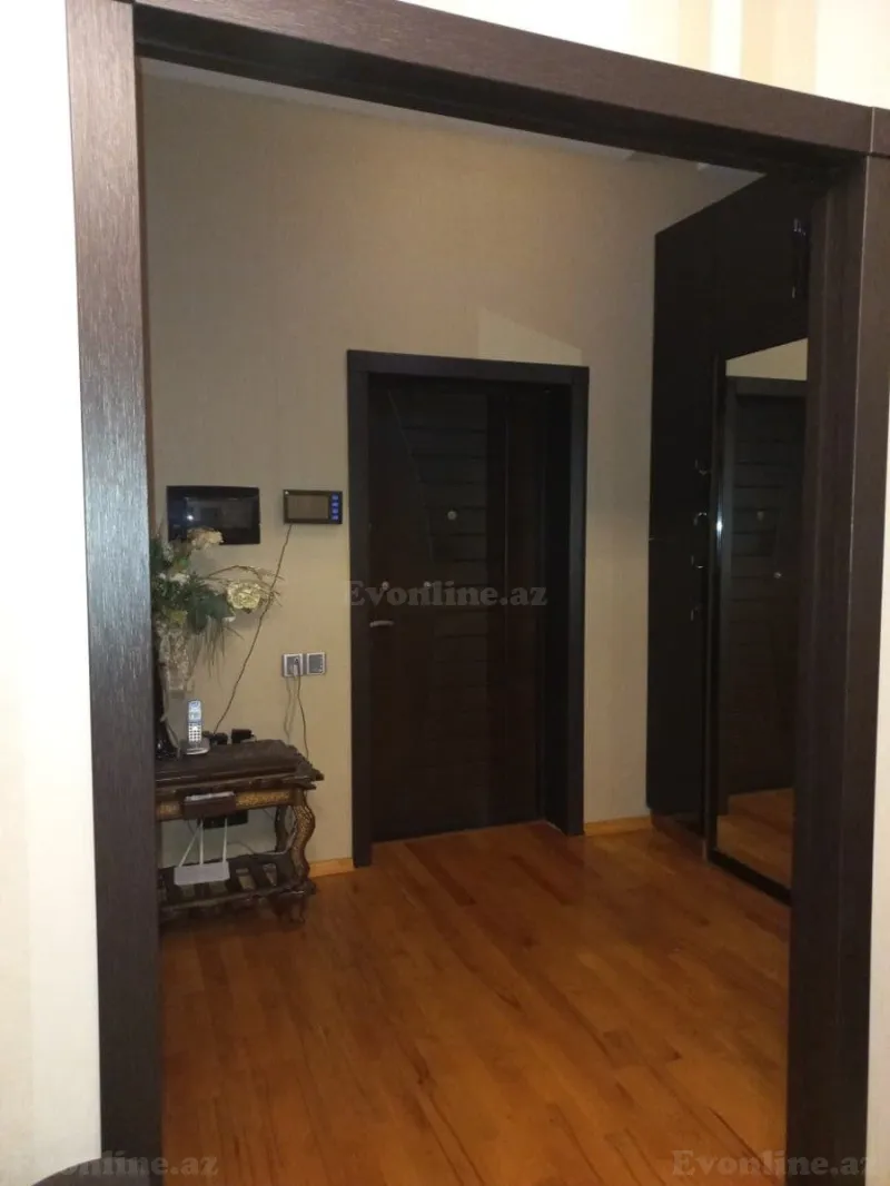 Satılır 2 otaqlı Mənzil Yeni tikili 70 m² 8-ci mikrorayon - şəkil 20