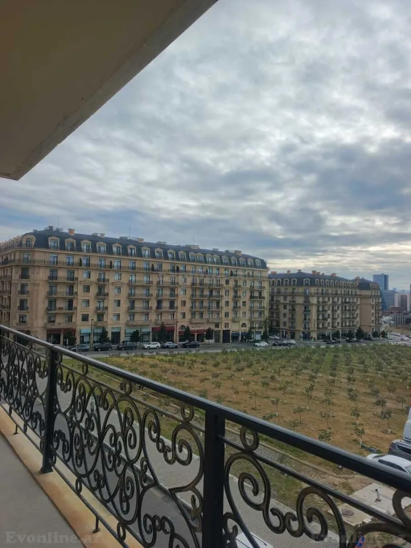 Kirayə verilir 3 otaqlı Mənzil Yeni tikili 120 m² Xətai r. - şəkil 17