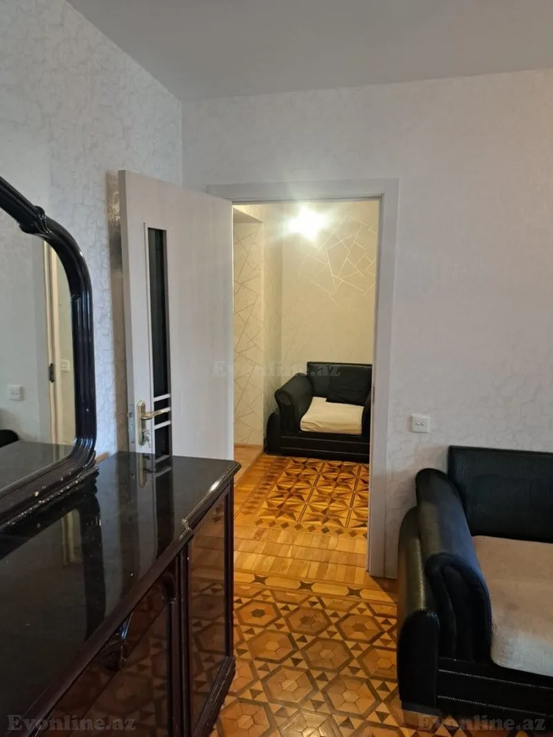 Kirayə verilir 2 otaqlı Mənzil Köhnə tikili 65 m² Gənclik m. - şəkil 3