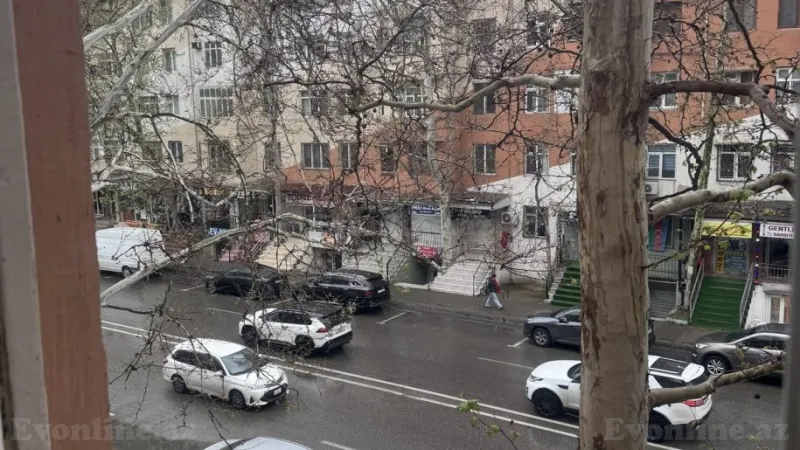2 otaqlı Mənzil 42.5 m² 4-cü mikrorayon Satılır