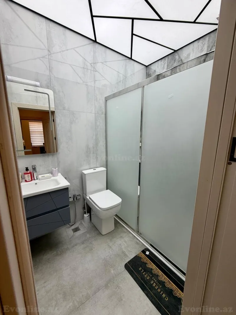 Kirayə verilir 2 otaqlı Mənzil Yeni tikili 85 m² 28 May m. - şəkil 17