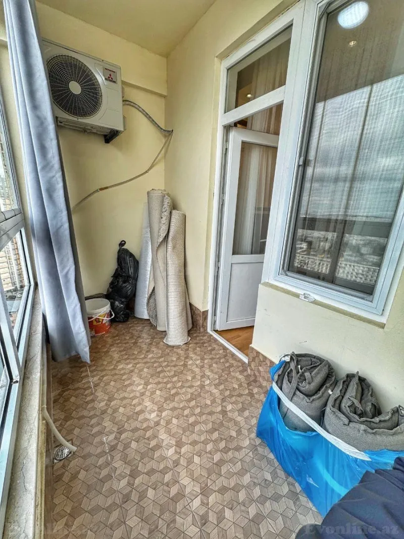 Kirayə verilir 3 otaqlı Mənzil Yeni tikili 145 m² Memar Əcəmi m. - şəkil 13