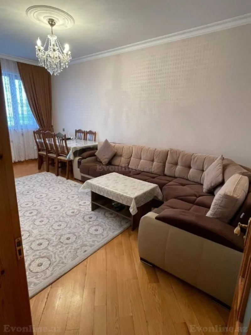 Satılır 4 otaqlı Mənzil Köhnə tikili 100 m² Suraxanı r.