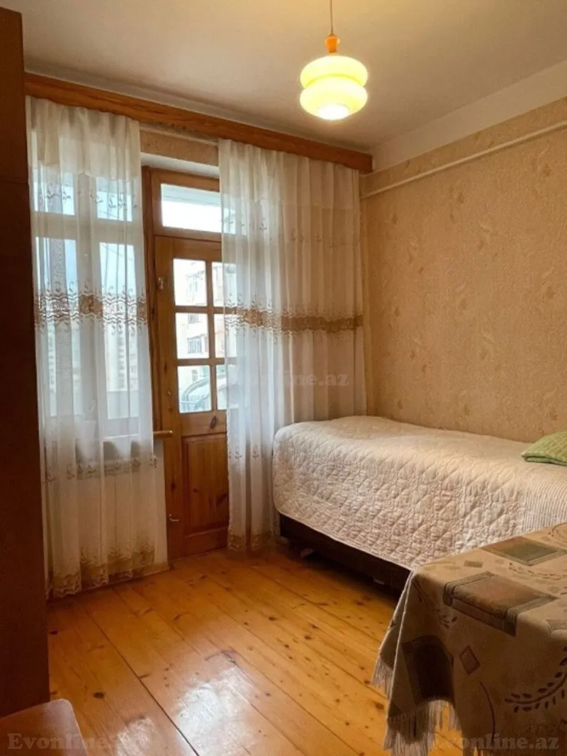 Satılır 4 otaqlı Mənzil Köhnə tikili 100 m² Suraxanı r. - şəkil 11