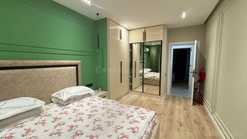 Satılır 5 otaqlı Mənzil Köhnə tikili 130 m² 20 Yanvar m. - şəkil 6