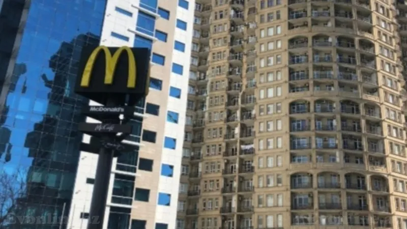 3 otaqlı Mənzil 97 m² 5-ci mikrorayon Satılır