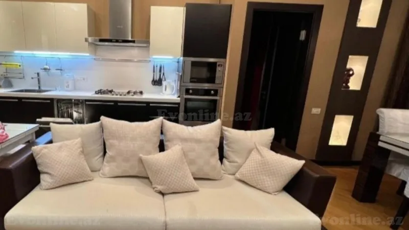 Satılır 3 otaqlı Mənzil Yeni tikili 97 m² 5-ci mikrorayon - şəkil 2