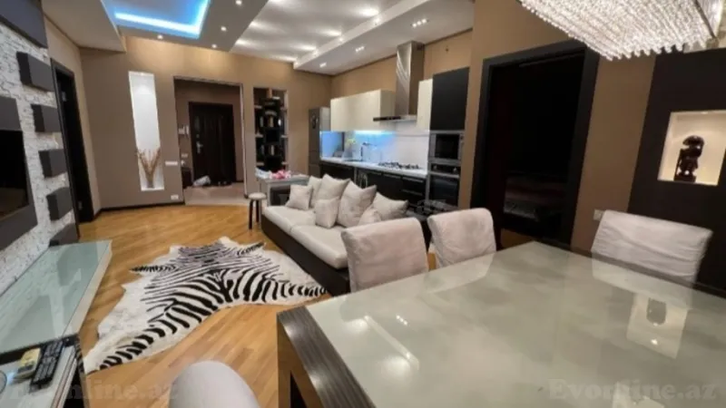 Satılır 3 otaqlı Mənzil Yeni tikili 97 m² 5-ci mikrorayon - şəkil 3