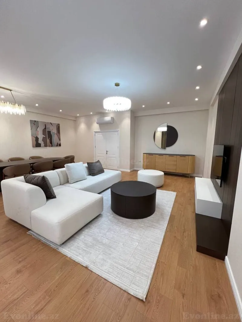 3 otaqlı Mənzil 170 m² Nizami m. Kirayə verilir