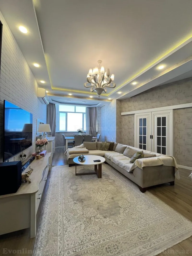 Satılır 4 otaqlı Mənzil Yeni tikili 95 m² İnşaatçılar m. - şəkil 5