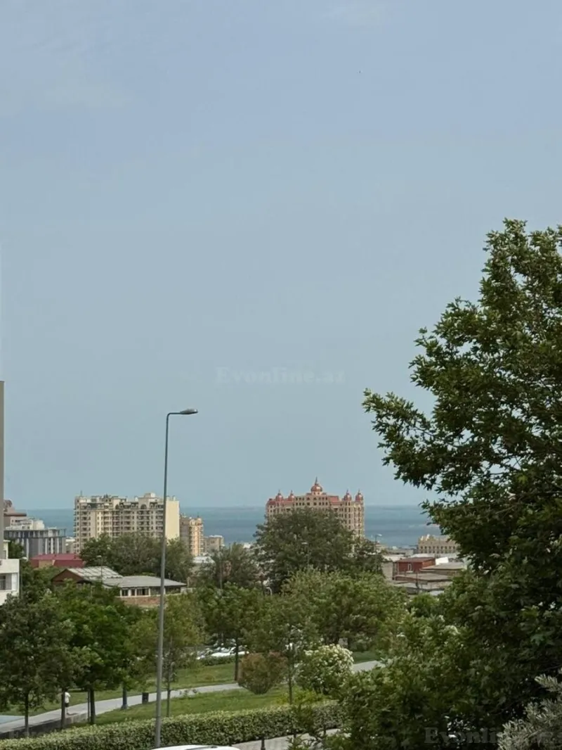 Satılır 1 otaqlı Mənzil Köhnə tikili 45 m² Nizami m.