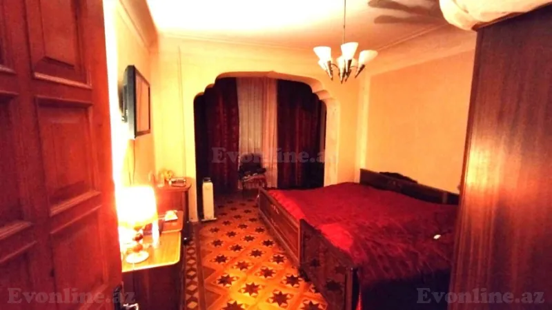 Satılır 4 otaqlı Mənzil Köhnə tikili 110 m² Nəriman Nərimanov m. - şəkil 5