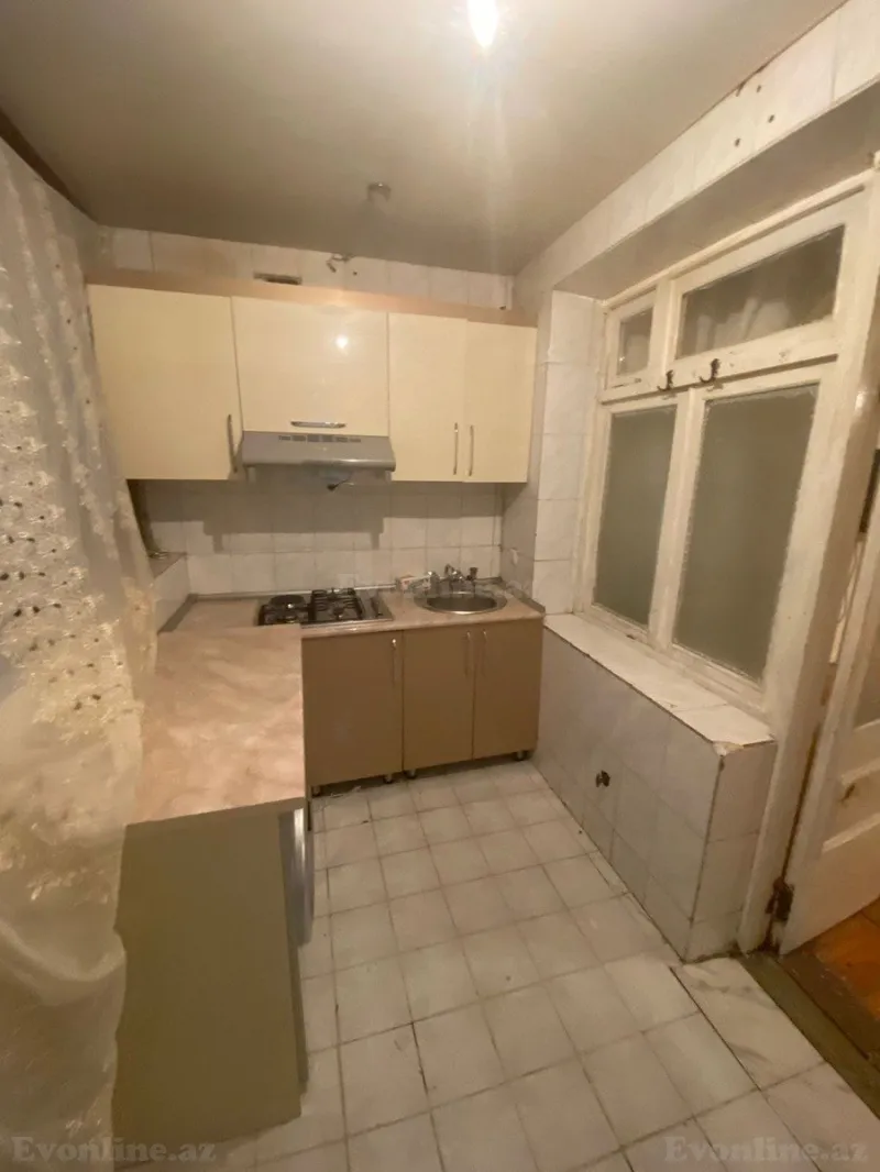 Kirayə verilir 3 otaqlı Mənzil Köhnə tikili 64 m² Nərimanov r. - şəkil 8