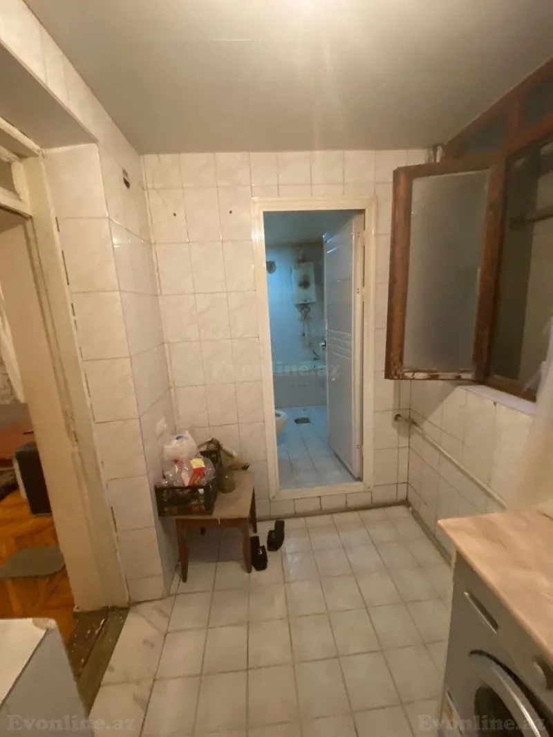 Kirayə verilir 3 otaqlı Mənzil Köhnə tikili 64 m² Nərimanov r. - şəkil 9
