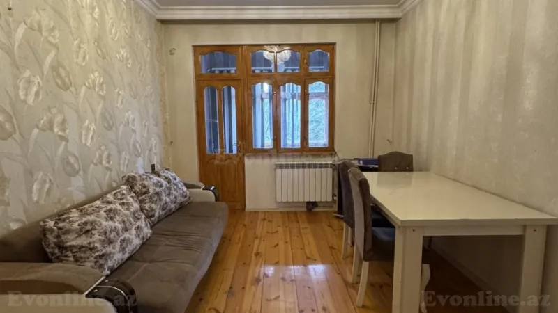 2 otaqlı Mənzil 45 m² 1-ci mikrorayon Kirayə verilir