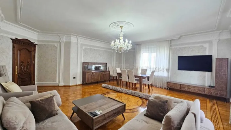 Kirayə verilir 4 otaqlı Mənzil Yeni tikili 180 m² Nəsimi r. - şəkil 7