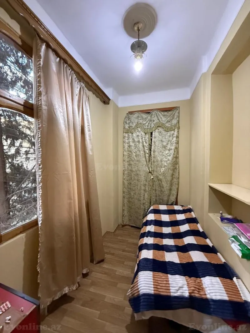 Satılır 4 otaqlı Mənzil Köhnə tikili 73 m² Nəsimi r. - şəkil 6
